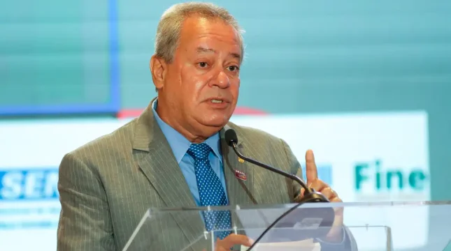 CNI vê risco para exportações com tarifa de 25% dos EUA