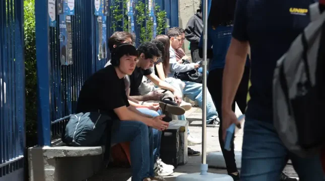 ELEIÇÕES: eleitorado jovem recua 22% em 16 anos