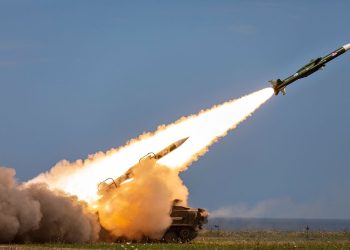 Exercício militar da China afetará mias de 100 mil passageiros