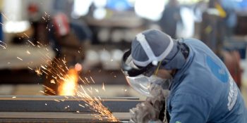 faturamento-industria-estagnou-2025