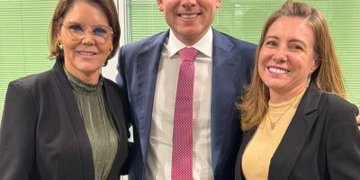 Flávia Moretti busca recursos com presidente da Câmara Federal