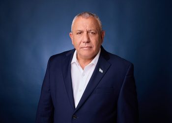 Quem é Gadi Eisenkot, principal adversário de Netanyahu