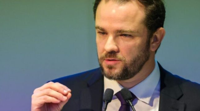 governo-busca-normas-flexiveis-seguir-evolucao-ia