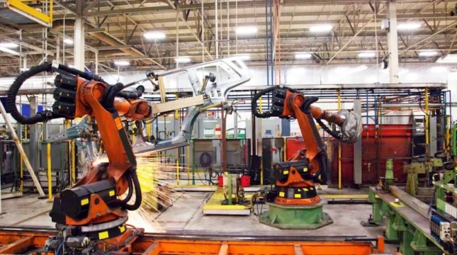 Governo prepara plano para socorrer setores afetados por tarifaço