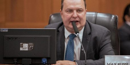 Max Russi convoca homens a combater a violência contra a mulher