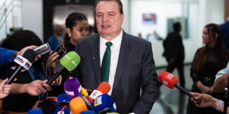 Max Russi elogia trabalho da CPI da Saúde