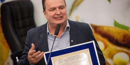 Max Russi é homenageado com título de Cidadão Campoverdense
