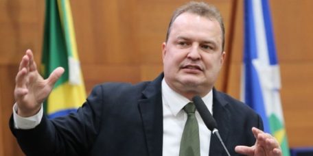 Max Russi participa de audiência e defende fortalecimento