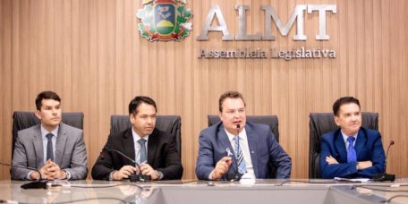 Max Russi não descarta reajuste salarial aos servidores legislativo