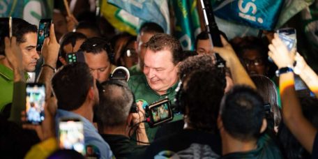 Max Russi reúne 5 mil pessoas em ato político em Cuiabá
