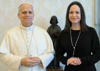 Papa Leão XIV se reúne com María Corina Machado segunda (12)