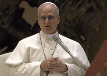 papa-nao-participara-conselho-paz