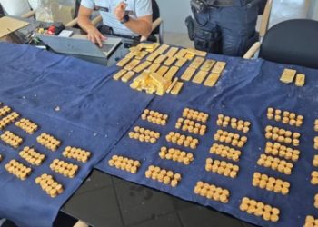 Pedreiros encontram R$ 54 mi em ouro na Bélgica