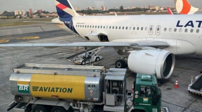 Petrobras inicia entregas de combustível sustentável na aviação
