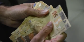 Poupança tem retirada líquida de R$ 476,4 milhões em abril