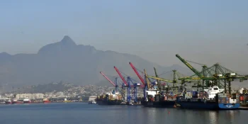 Previsão de superávit comercial de 2026 cai para US$ 84,4 bilhões