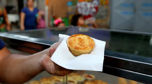 Setor de serviços cresce 2,8% em 2025, quinto ano seguido de alta