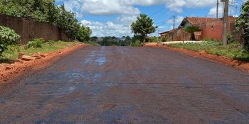 Várzea Grande executa obras pavimentação bairro Jardim Glória
